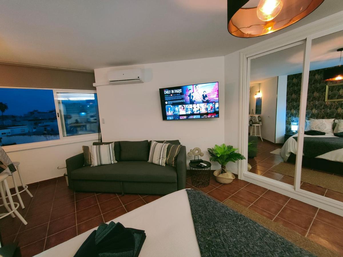 Avenida Palma De Mallorca Center With Sea Views By Namaste Elite Apartment
